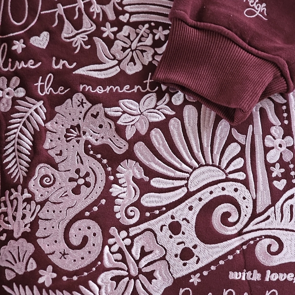 Pink Palm Puff ""Live in the Moment" Hoodie in Cherry - Picture 4 of 4